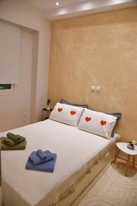Tiny Treasure Apartment Афины Экстерьер фото